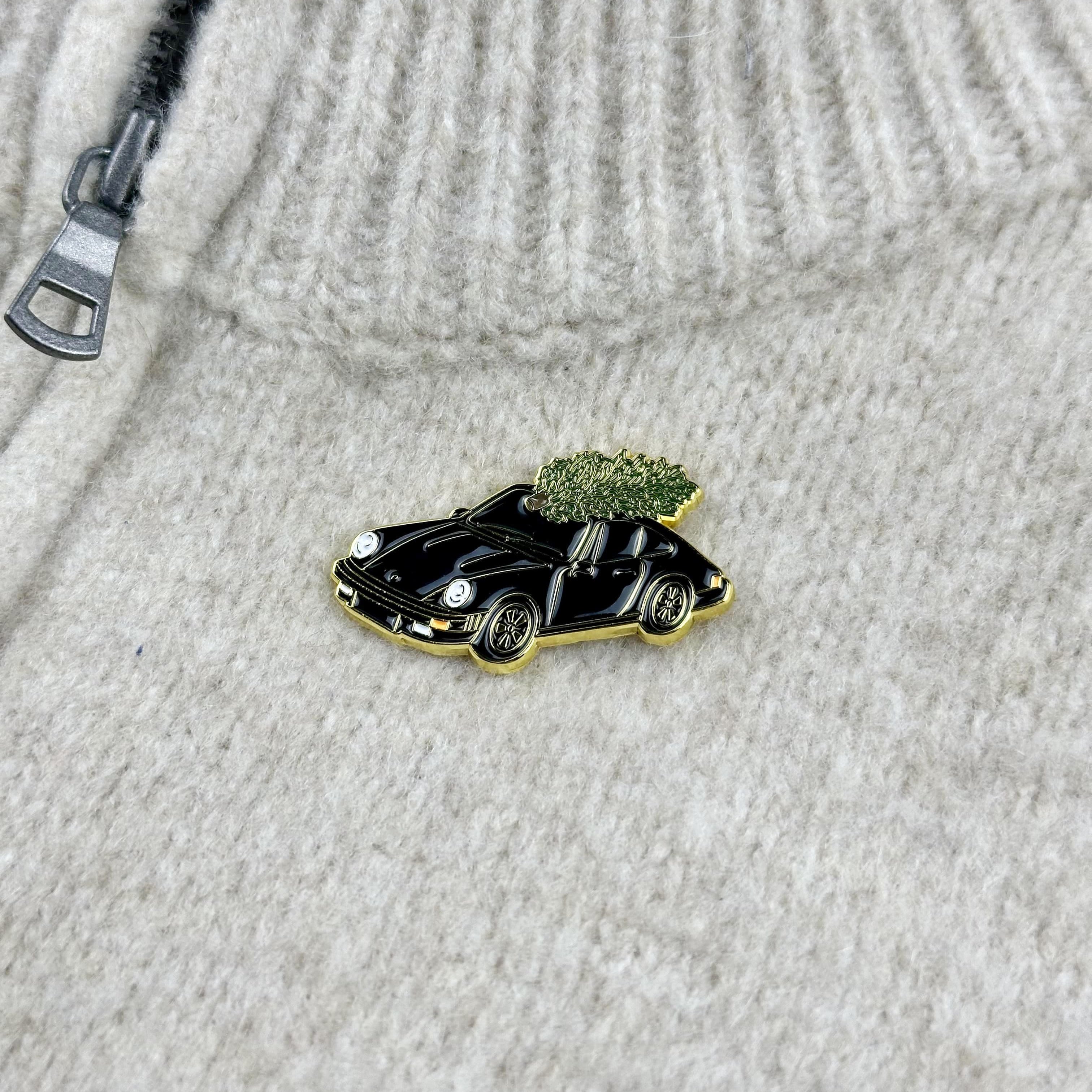 rennbetrieb christmas pin black porsche christmas tree on top