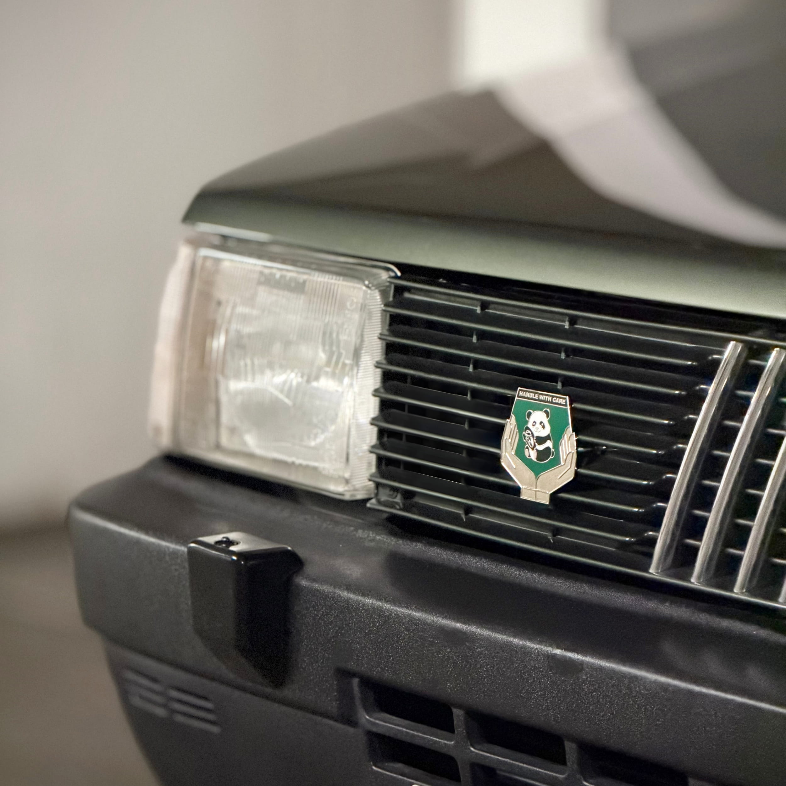 fiat panda 4x4 enamel car grill badge handle with care