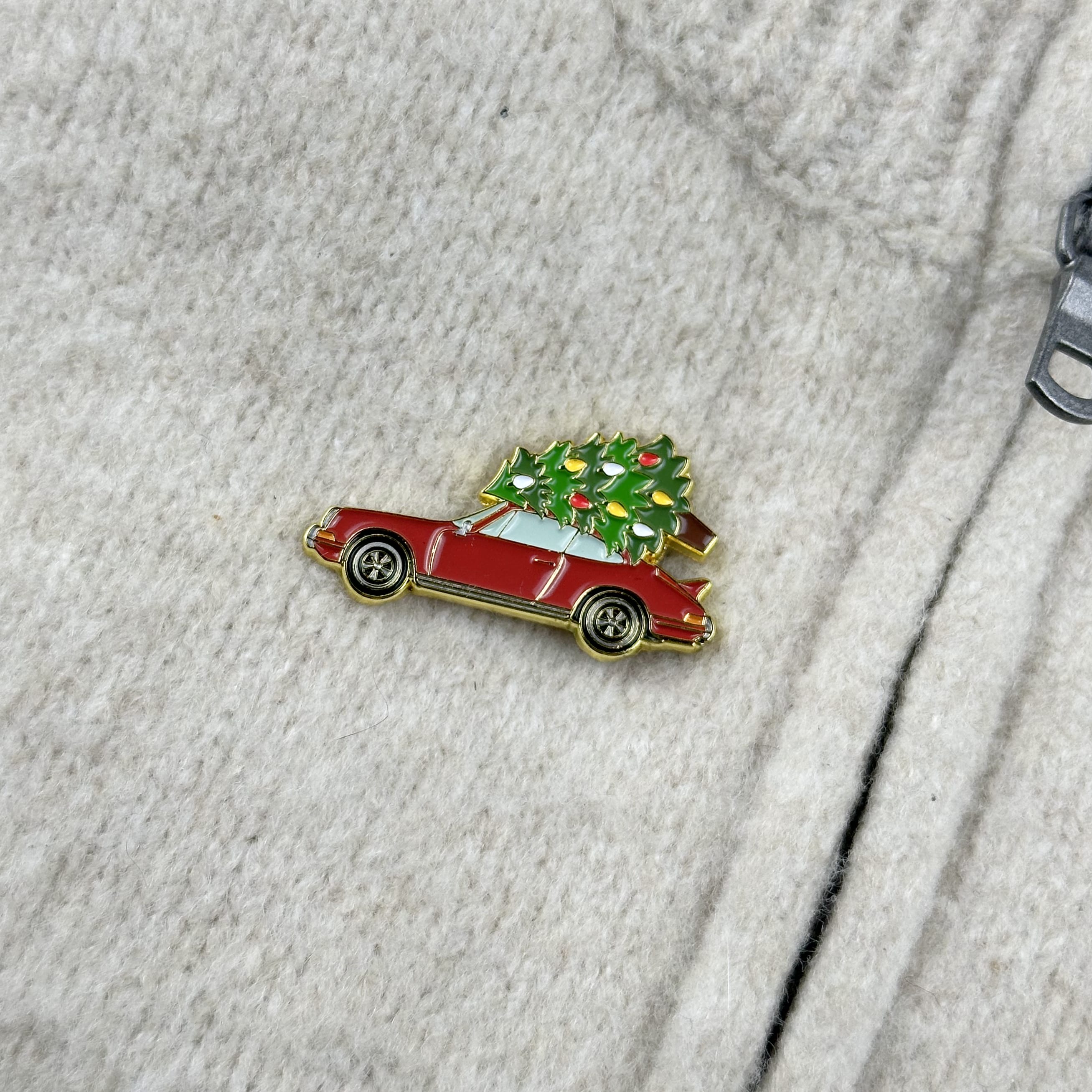 rennbetrieb christmas pin red porsche with christmas tree on top