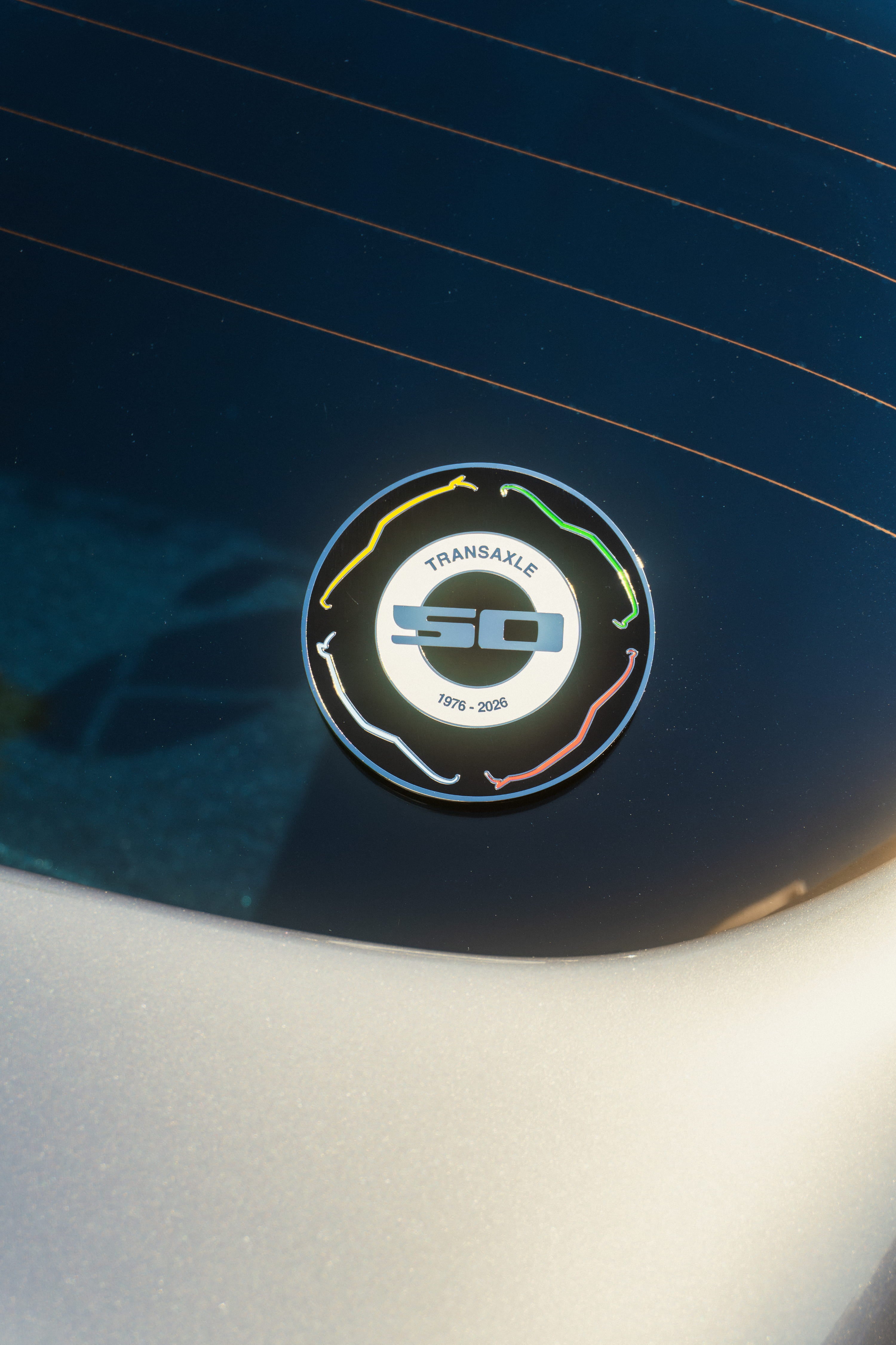 Porsche transaxle 944 enamel grill badge rennbetrieb